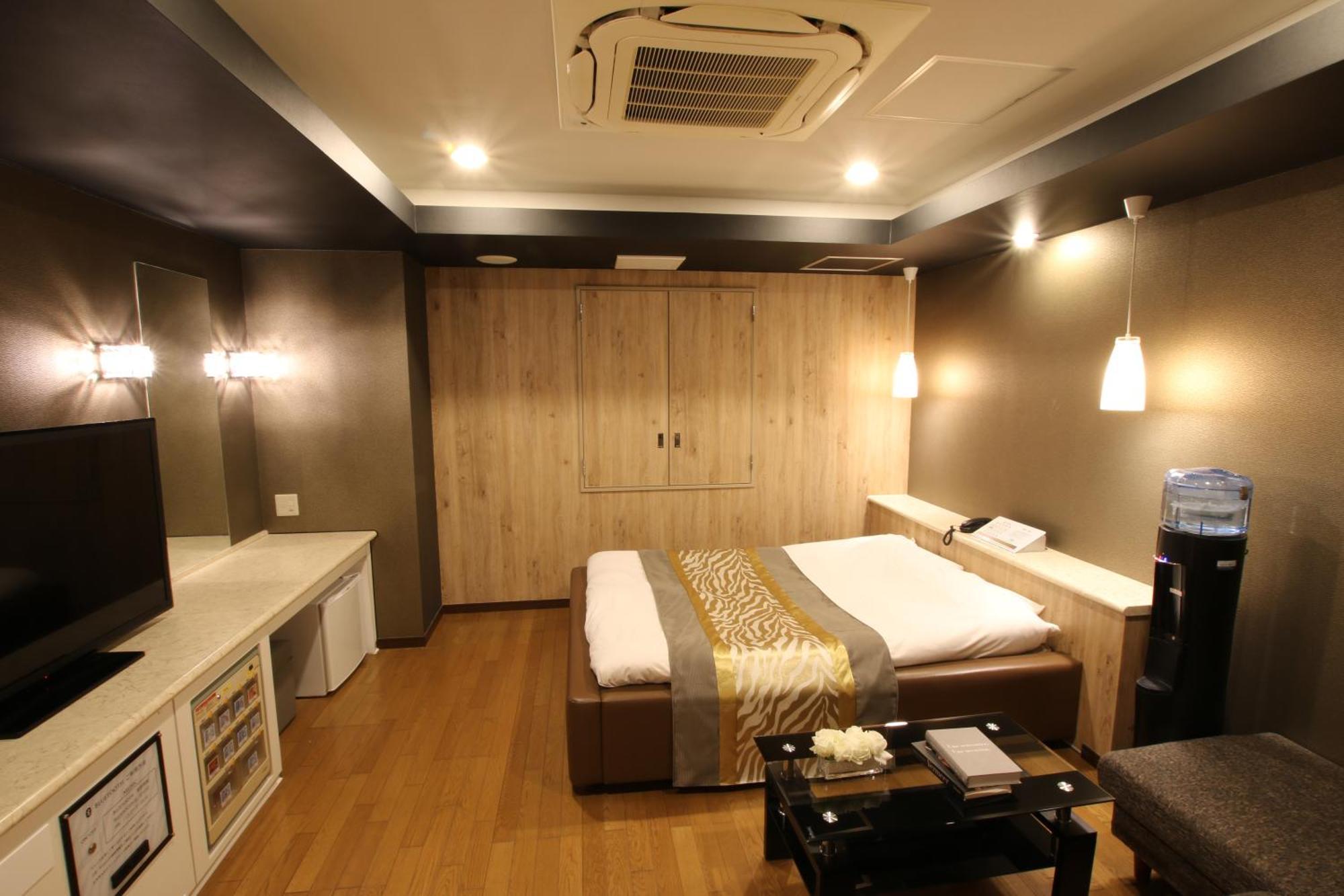 Hotel K-Wave Adult Only Kasukabe Bagian luar foto